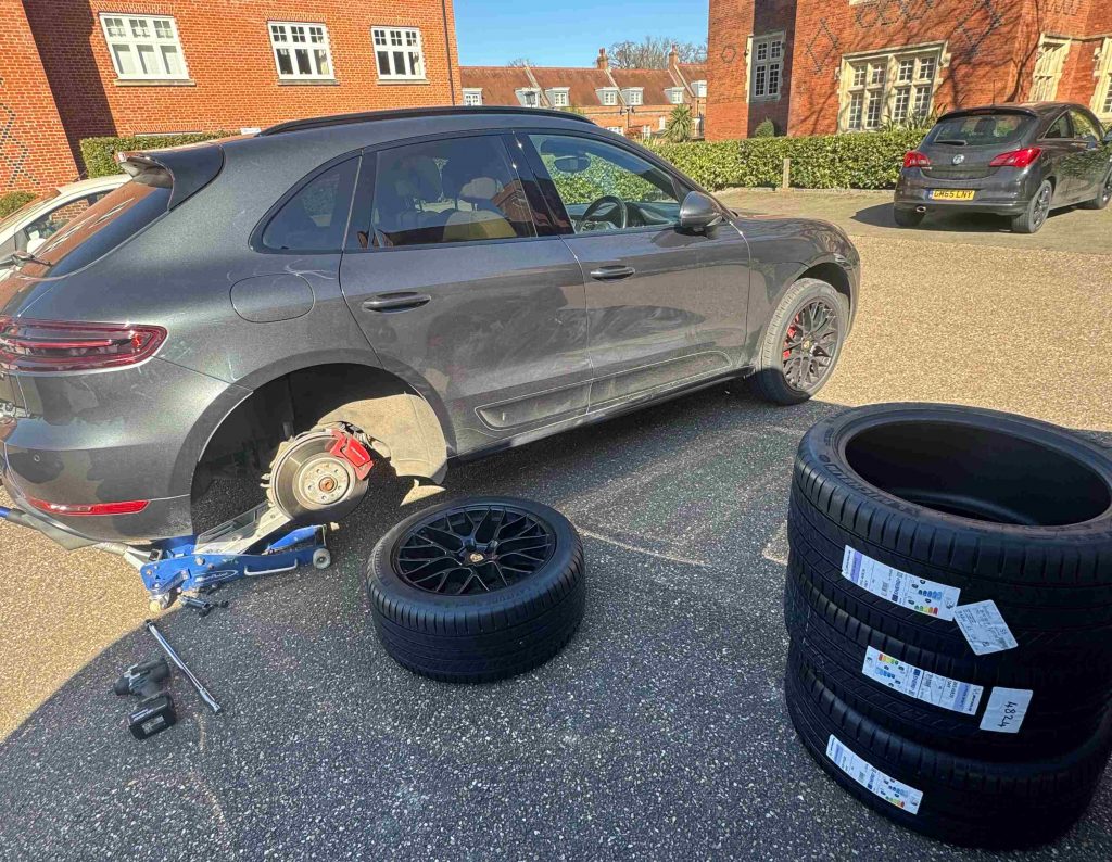 24/7 Spare Wheel Changes in Cambridge